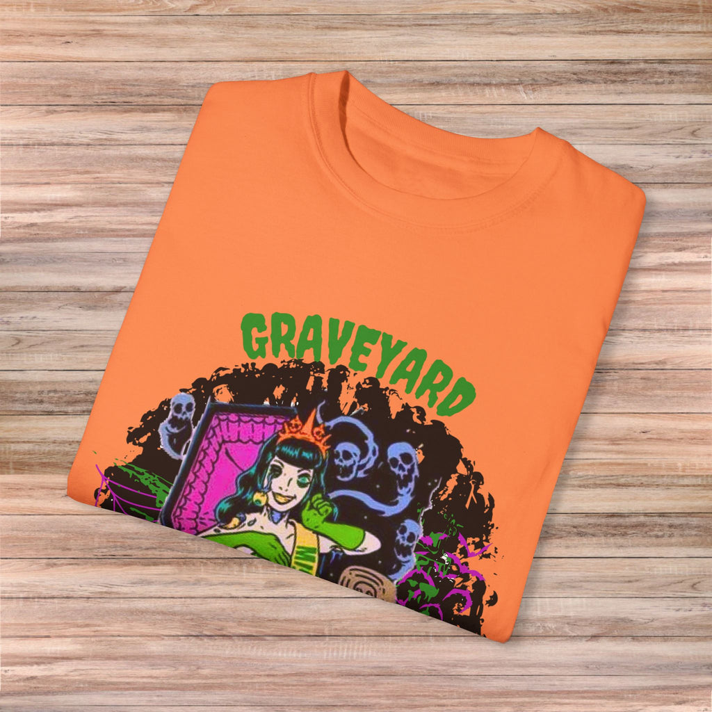 Graveyard Beauty Queen Tshirt