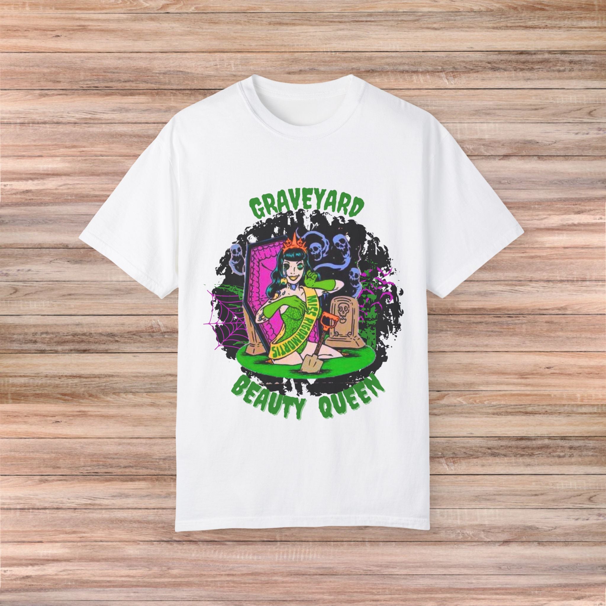Graveyard Beauty Queen Tshirt