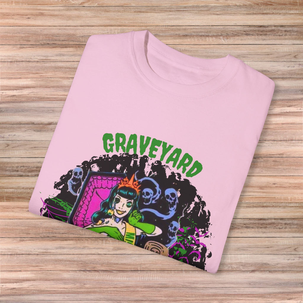 Graveyard Beauty Queen Tshirt