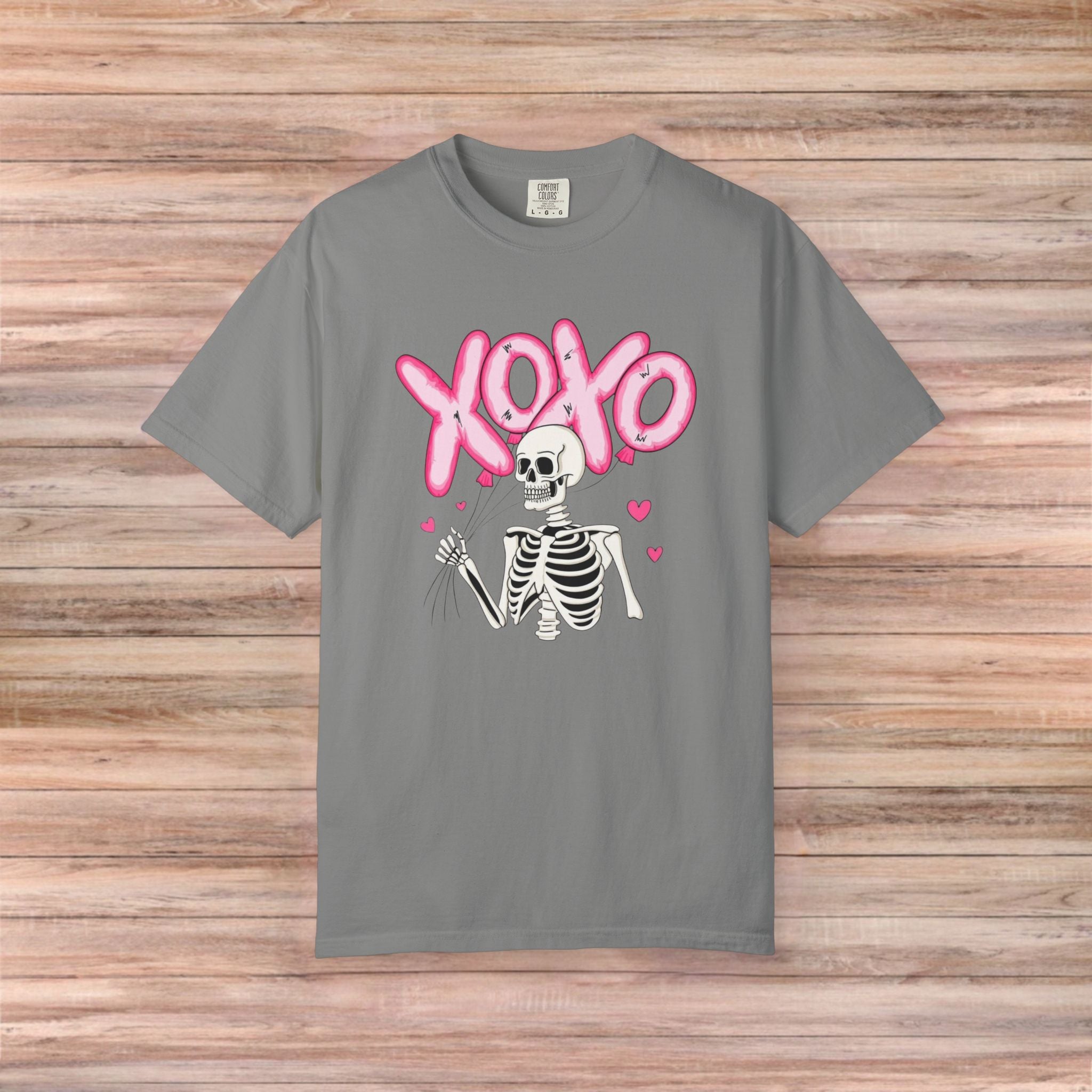 Skeleton XOXO Tshirt