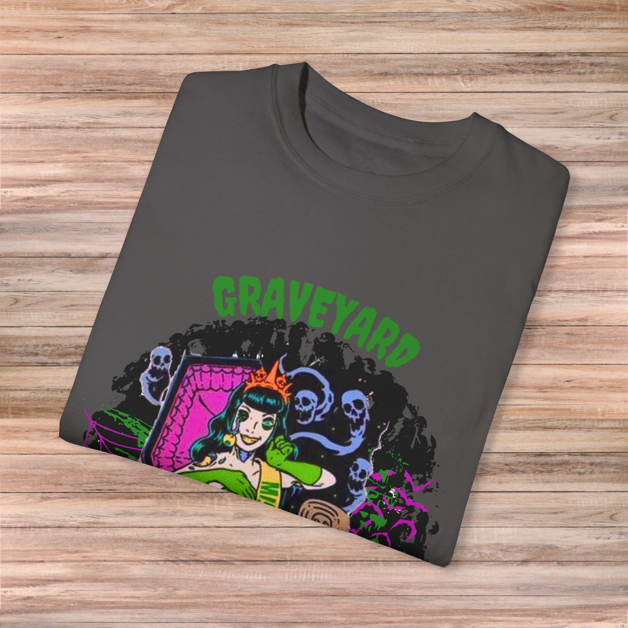 Graveyard Beauty Queen Tshirt
