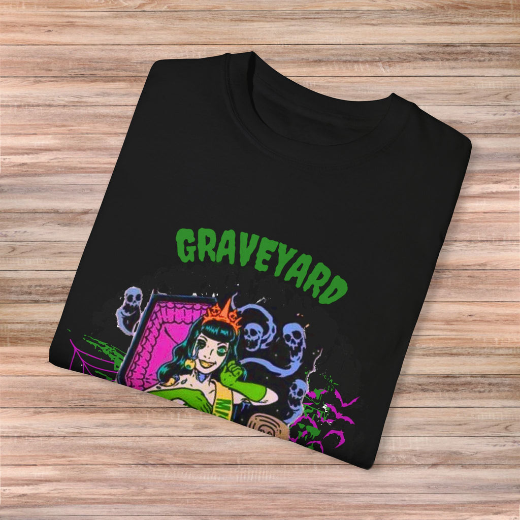 Graveyard Beauty Queen Tshirt